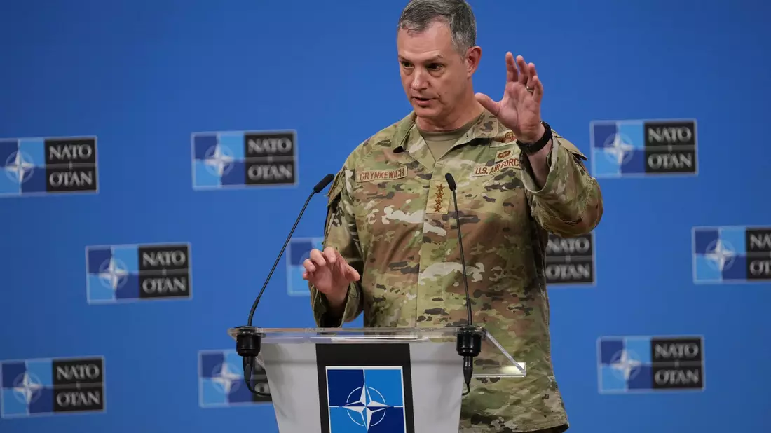 Sieht Bedarf für Anpassungen: General Alexus G. Grynkewich, der Oberbefehlshaber der alliierten Streitkräfte in Europa. (Archivbild) - Bild: Virginia Mayo/AP/dpa