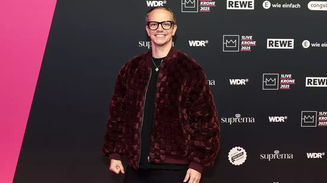 DJ Alle Farben feierte Anfang des Jahres seinen zweiten Geburtstag. - Bild: Friso Gentsch/dpa