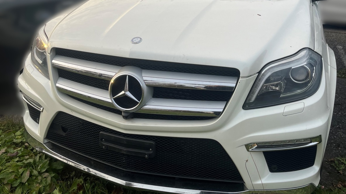 HZA-SI: Unverzollte Fahrzeuge im Angebot - Zoll entdeckt drei unverzollte Fahrzeuge im Wert von 34.000 Euro bei Autohändler - Foto: presseportal.de