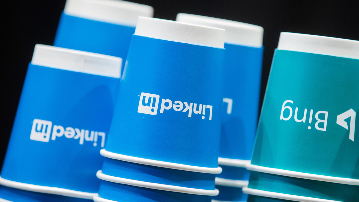 Eine technische Störung beim Internetanbieter Cloudflare hat etliche Webseiten und Online-Apps erneut unerreichbar gemacht, darunter auch das Karrierenetzwerk LinkedIn. - Foto: picture alliance / Rolf Vennenbernd/dpa