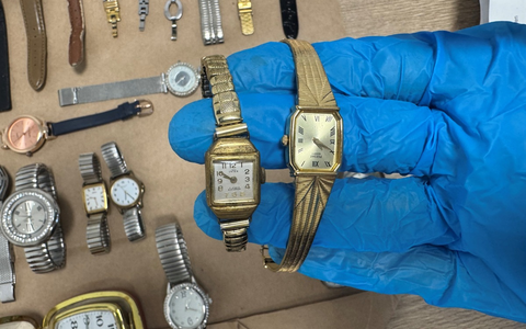 POL-Bremerhaven: Polizei stellt Diebesgut sicher und sucht Eigentümer - Foto: presseportal.de