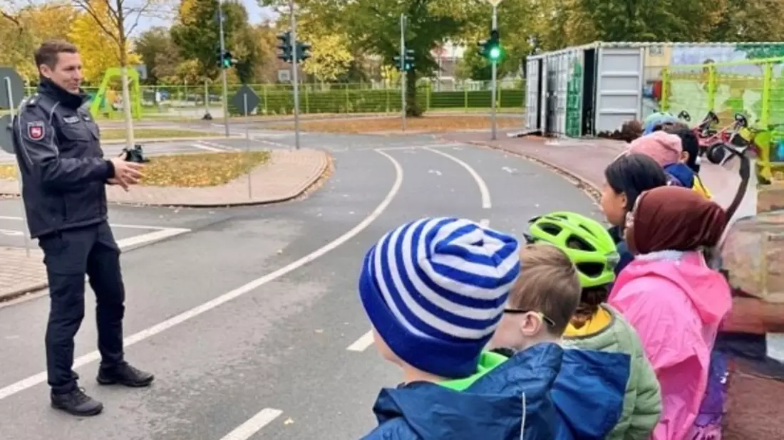 POL-HI: Radfahrprüfungen in der Jugendverkehrsschule - Bild: presseportal.de