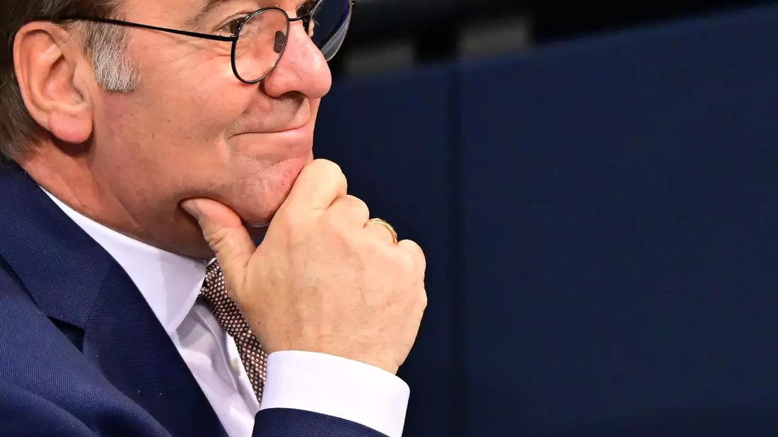 Bundestag billigt Wehrdienstgesetz - Bild: Christophe Gateau/dpa