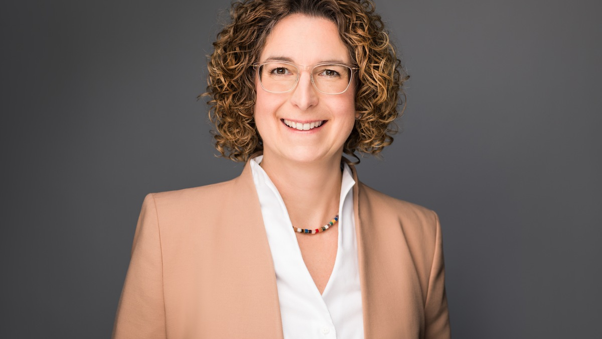 Zukunft im Blick: Ab 2027 übernimmt Sabine König den Vorstandsvorsitz und Patric Karwatzki wird Vorstandsmitglied der LBS NordOst - Foto: presseportal.de