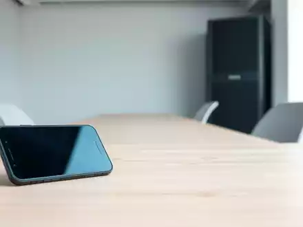 Apple iOS 26.2: AirDrop erhält Einmal-Codes - Foto: über boerse-global.de