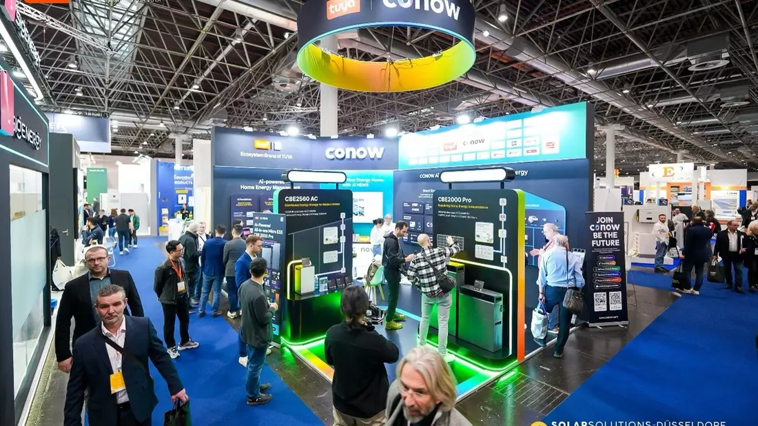 Conow präsentierte KI-gestützte Energielösungen auf der SolarSolutions Düsseldorf 2025 - Bild: presseportal.de