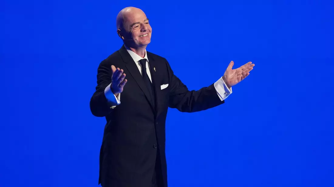 FIFA-Präsident Infantino sprach zu Beginn der Zeremonie. - Bild: Stephanie Scarbrough/AP POOL/AP/dpa