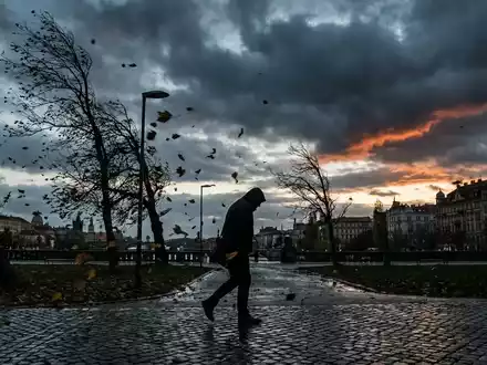 Sturmserie trifft Deutschland: Wetterumschwung belastet Millionen - Foto: über boerse-global.de