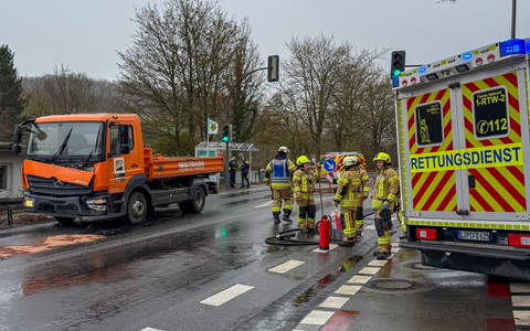 FW-DT: Verkehrsunfall auf der Paderborner Straße - Foto: presseportal.de