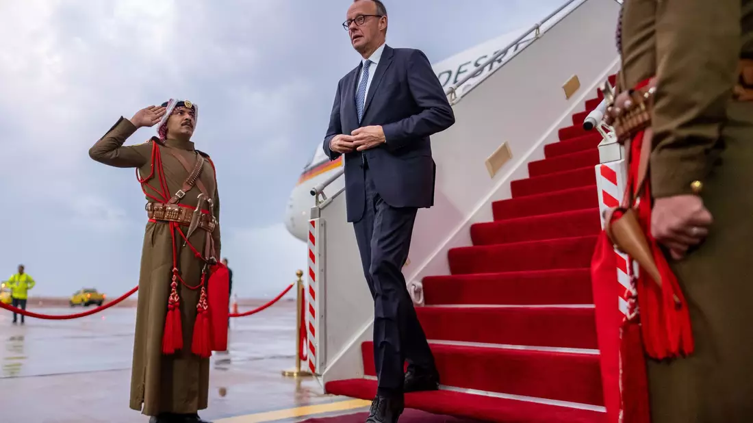 Erste Station der Nahost-Reise ist Jordanien. - Bild: Michael Kappeler/dpa