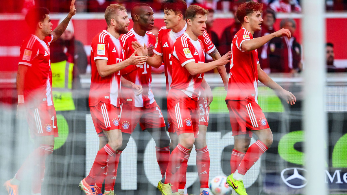 Bayern-Stürmer Kane genügten 30 Minuten, um seine Saisontore 15 bis 17 zu erzielen. - Foto: Tom Weller/dpa