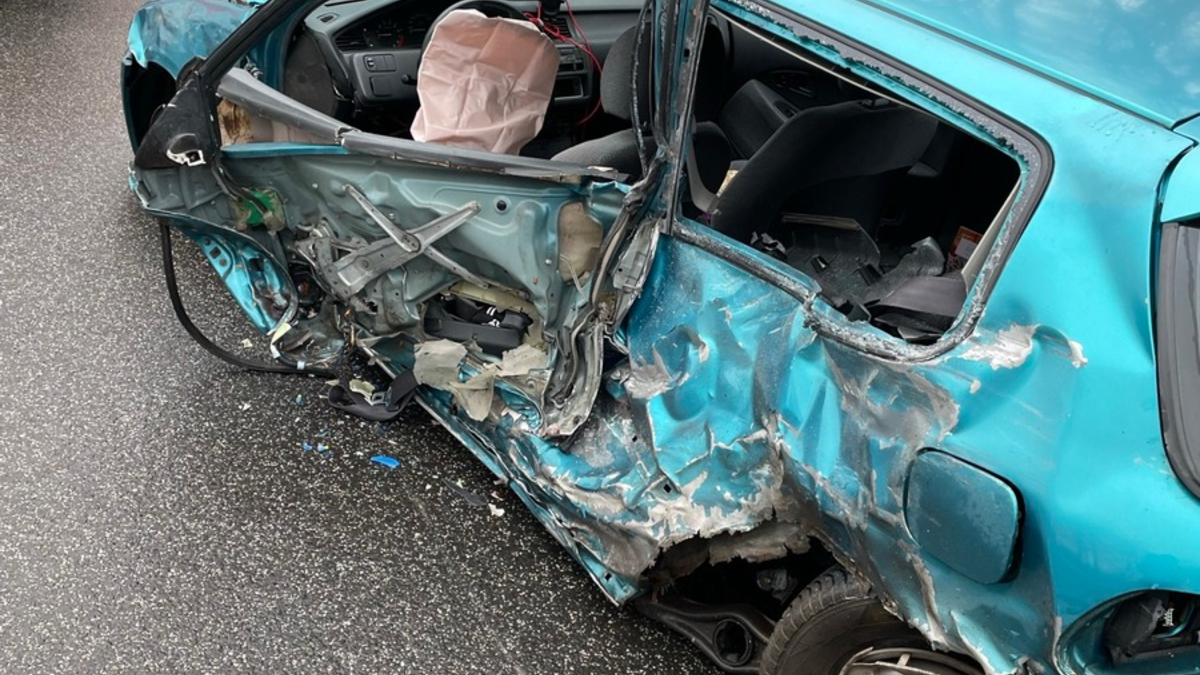 POL-PDTR: Frontalzusammenstoß auf der L 169 - Foto: presseportal.de