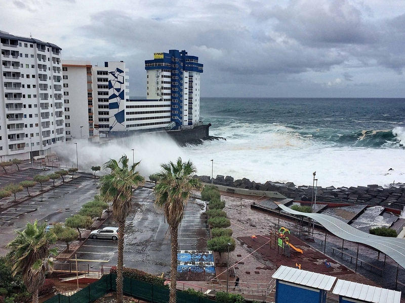 Im Herbst und im Winter ist es auf den Kanaren in Küstennähe nicht immer ungefährlich. (Archivfoto) - Foto: Cedida/Europa Press/dpa