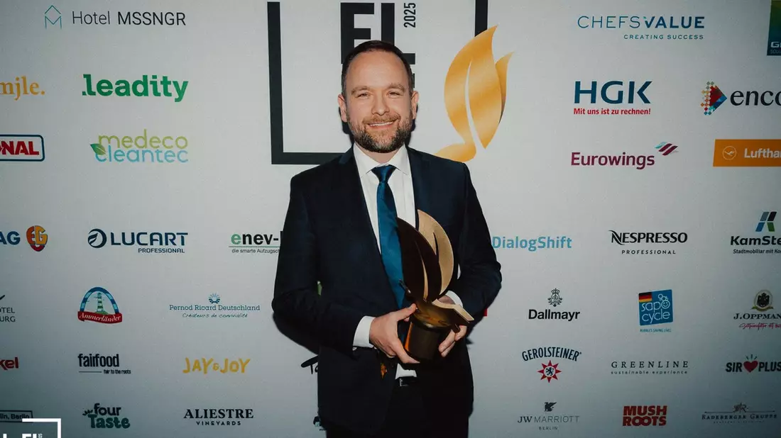 Auszeichnung für nachhaltige Gemeinschaftsverpflegung / Klüh Catering gewinnt GREEN MONARCH Award 2025 - Bild: presseportal.de