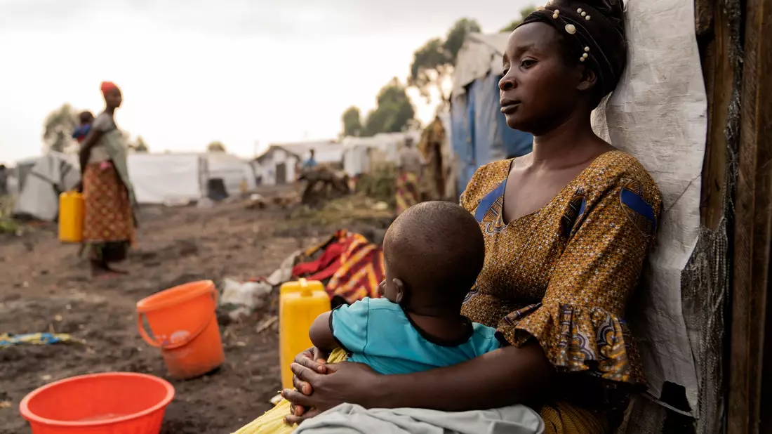 Die Erkrankung wird vor allem durch mangelnden Zugang zu sauberem Trinkwasser und sanitären Einrichtungen begünstigt. (Archivbild) - Bild: Moses Sawasawa/AP/dpa