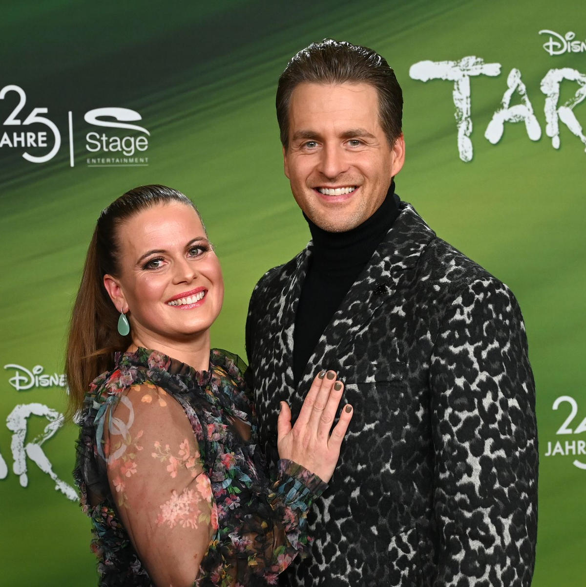 Alexander Klaws und seine Ehefrau Nadja Scheiwiller haben sich 2010 beim Musical «Tarzan» kennengelernt. (Archivbild) - Foto: Daniel Bockwoldt/dpa