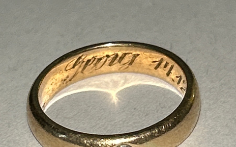 POL-WI: Polizei sucht die Eigentümerin von Goldring - Foto: presseportal.de