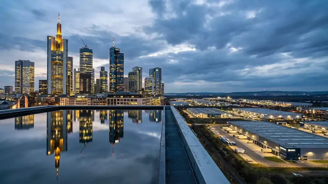 Frankfurt feiert Office-Comeback – doch Deutschlands Gewerbeimmobilien bleiben tief gespalten - Bild: über boerse-global.de