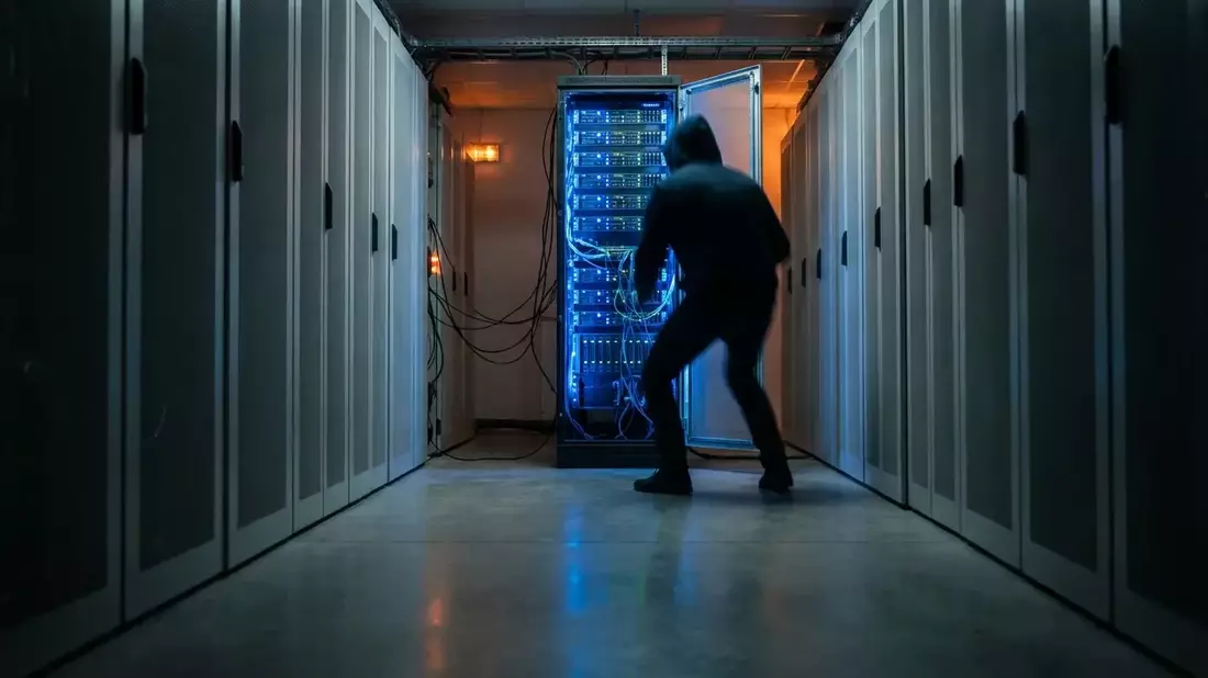 NIS-2 in Kraft: 30.000 deutsche Firmen unter neuem Cyber-Zwang - Bild: über boerse-global.de