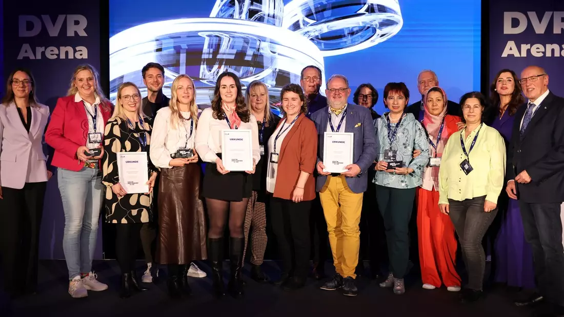 DVR Vision Zero Award 2025: Fraunhofer Accident Prevention School erhält Hauptpreis - Bild: presseportal.de