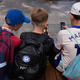 In Australien dürfen Kinder und Jugendliche unter 16 Jahren keine eigenen Konten mehr auf vielen großen Social-Media-Plattformen besitzen. (Archivbild) - Foto: Rick Rycroft/AP/dpa