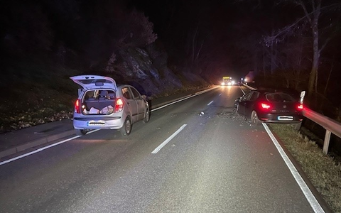 POL-PDPS: Straßensperrung nach Verkehrsunfall - Foto: presseportal.de