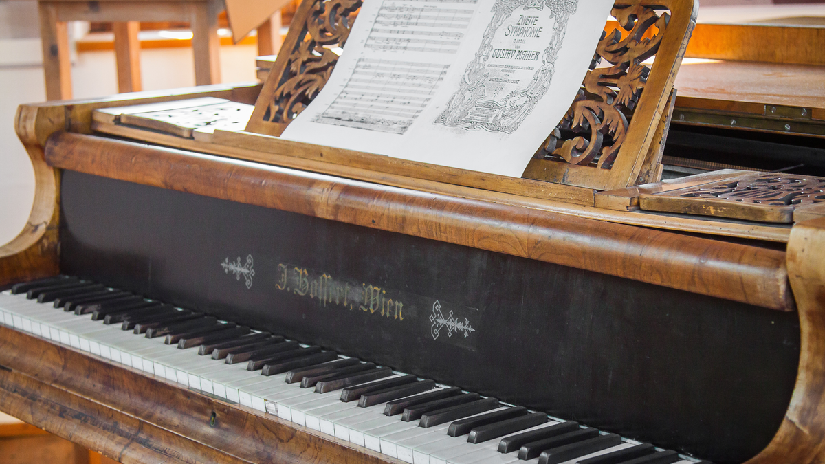 Ryoji, Ikeda, Daten-Magier, Kunstmarkt, Laser, Datenregen, Sound-Attacken, Mega-Magnet, MuseumsSelfies, Nerds - Foto: THN