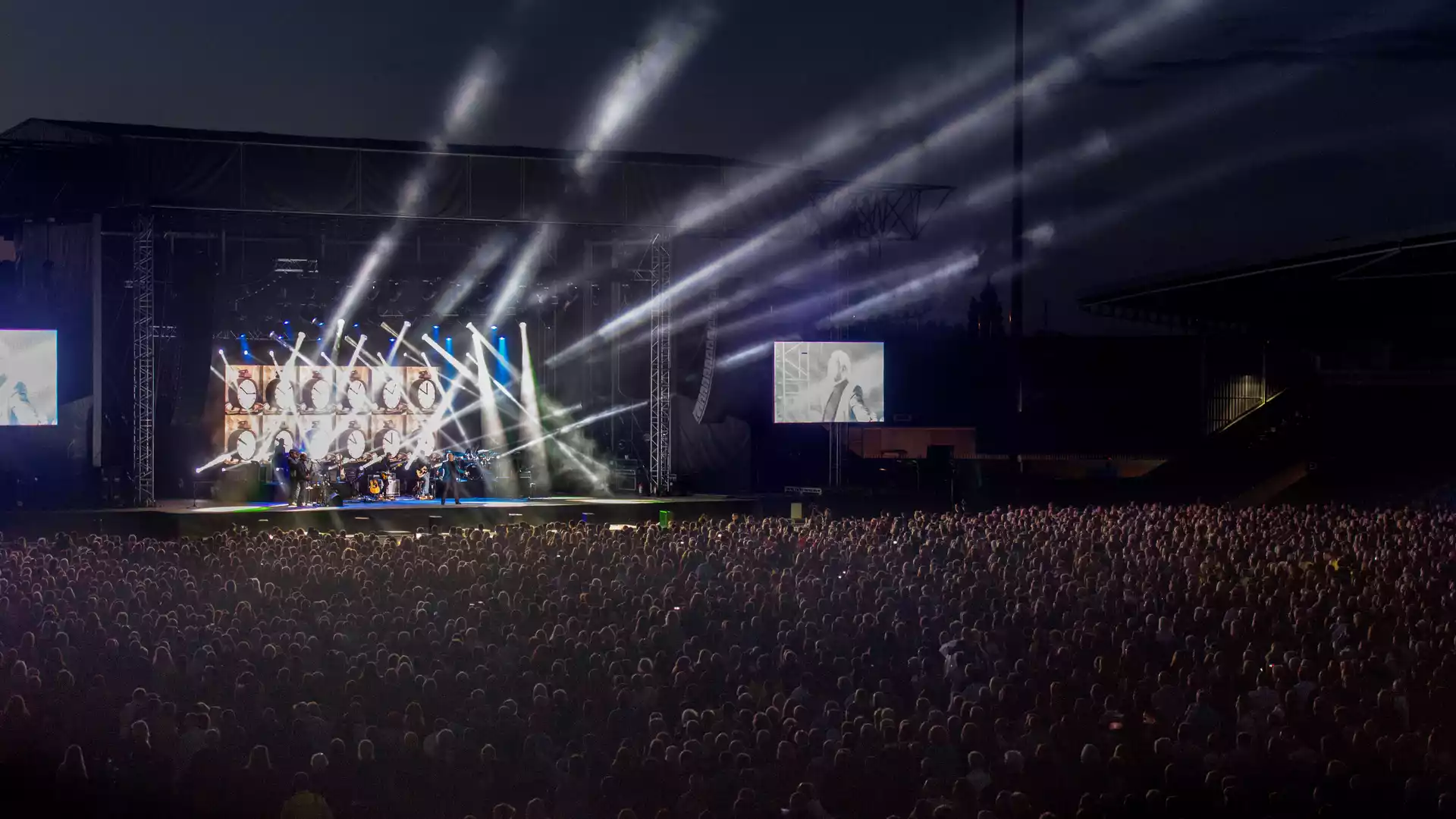 Inside the Aesthetic Boom: Visual Proof Behind the Surging Digital Sensation