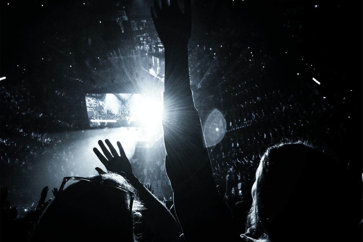 Bryan Adams Bare Bones Acoustic Show in Las Vegas 2026: Intimate Hits ...