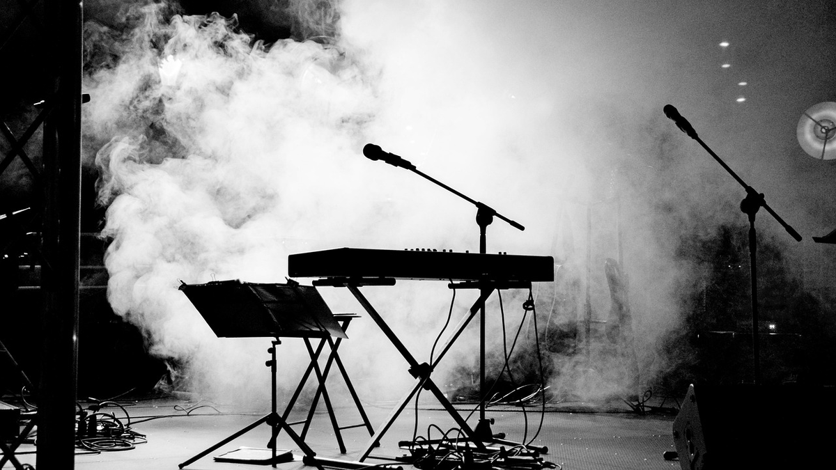 Chloé, Eau, Parfum, Duft, Hemd, Seele, Schrank, Bad, Regal, Signature-Piece - Foto: THN