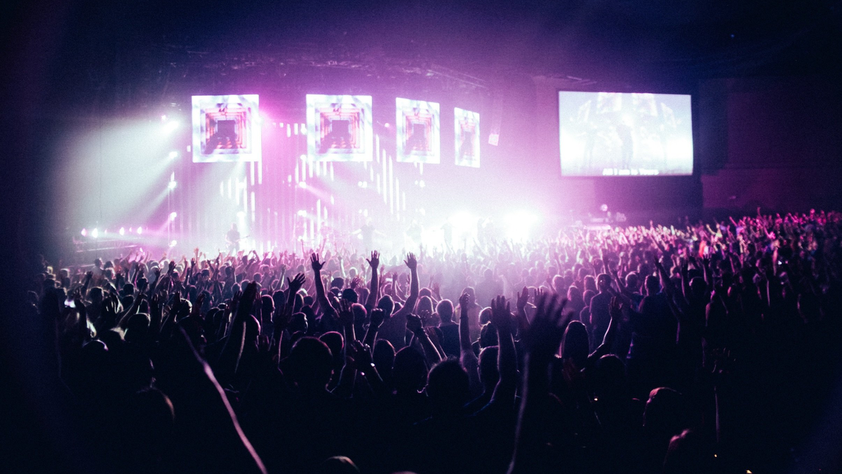 Meridol, Zahnbürste, Alltagstest, Waffe, Zahnfleisch-Stress, Blut, Zähneputzen, Zahnfleisch, Gewissen, Zahnarzt - Foto: THN