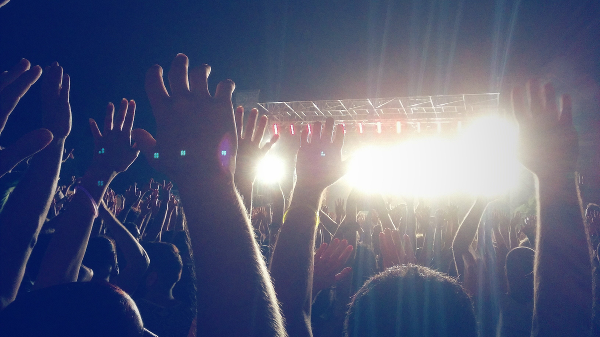 Häagen-Dazs, Macadamia, Nut, Brittle, Eis, Kurzurlaub, Löffel, Stell, Hause, Geschmacksexplosion - Foto: THN