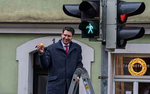 Die Bratwurst ist den Coburgern heilig. - Foto: Constantin Hirsch/Stadt Coburg/dpa