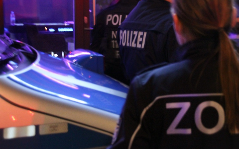 HZA-DO: Erfolgreicher Schlag gegen Bandenkriminalität / Staatsanwaltschaft, Zoll und Polizei gemeinsam mit dem Landesamt zur Bekämpfung der Finanzkriminalität im Einsatz - Foto: presseportal.de