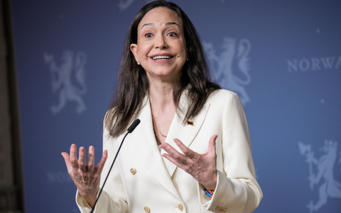 Die Friedensnobelpreisträgerin María Corina Machado ist mit Verspätung in Oslo eingetroffen. - Foto: Stian Lysberg Solum/NTB/dpa