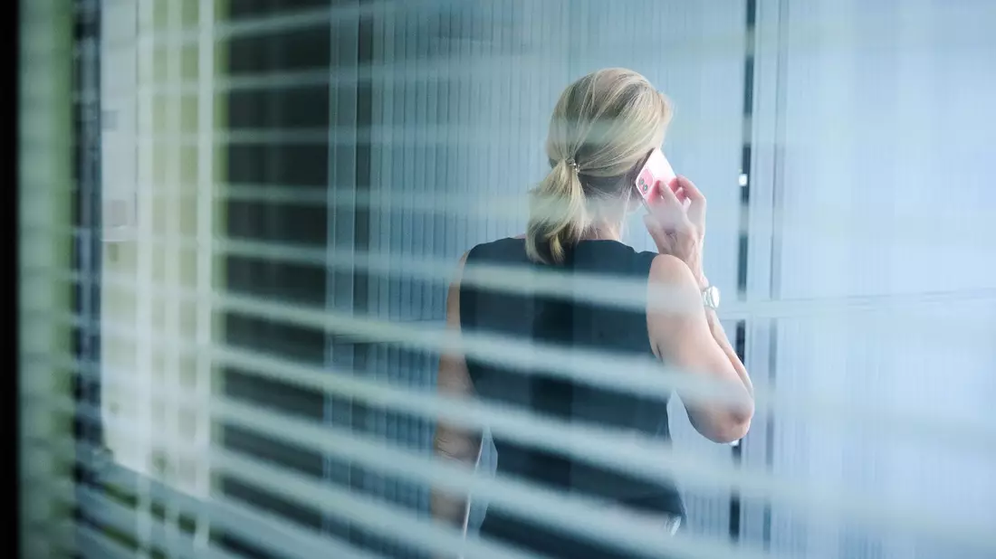 Mehr als jede dritte Position in den Führungsetagen großer öffentlicher Unternehmen ist inzwischen von einer Frau besetzt. (Symbolbild)  - Bild: Annette Riedl/dpa