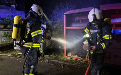 FW-EN: Brand im Altkleidercontainer - Foto: presseportal.de