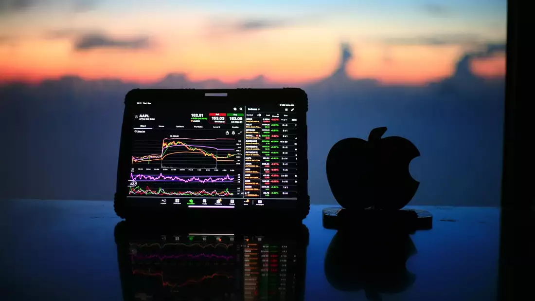 Microsoft Aktie, Technologieaktien, US-Aktien, Künstliche Intelligenz, Cloud Computing, Aktienanalyse, Ein-Jahres-Performance, Wall Street Ratings, Kursziele, Konsolidierungsphase