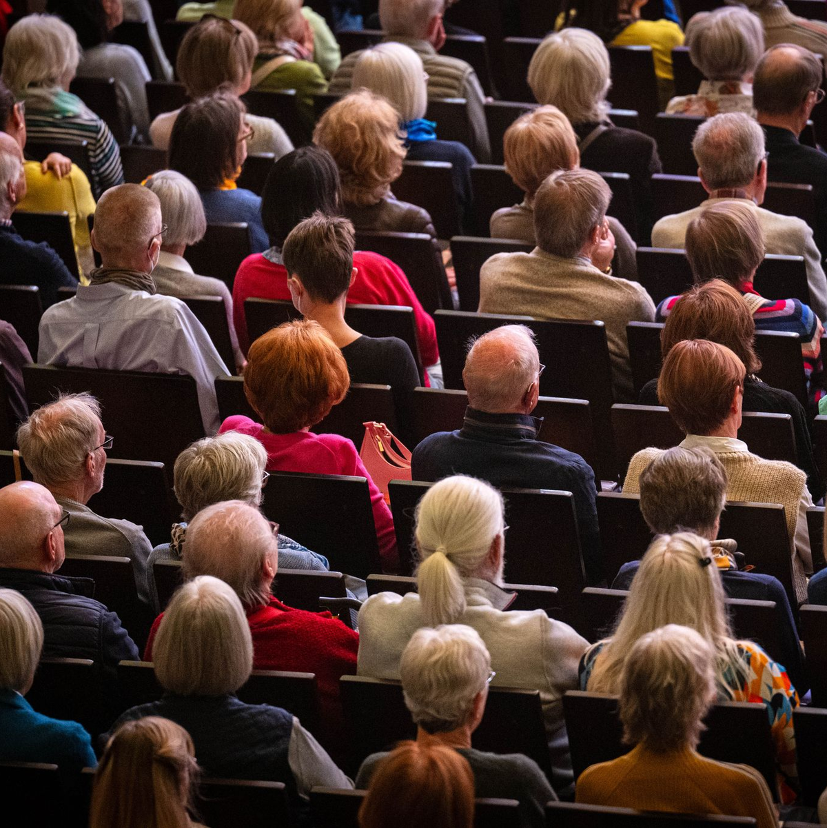 Destatis zufolge wächst die Zahl der 67-Jährigen und Älteren bis 2038 weiter. (Symbolbild) - Foto: Sina Schuldt/dpa
