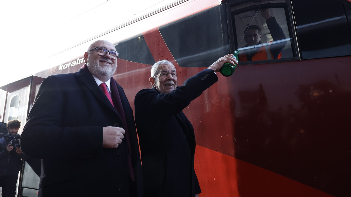 Der Bau hat rund 5,9 Milliarden Euro gekostet. - Foto: Erwin Scheriau/APA/dpa