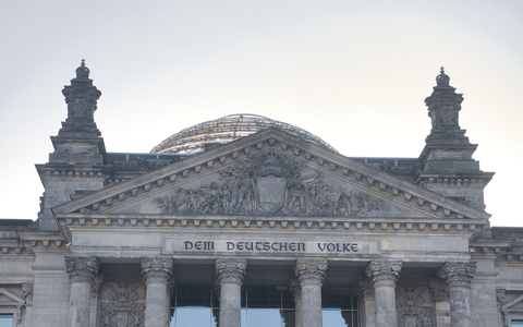 Im zurückliegenden Bundestagswahlkampf tauchten immer wieder Falschnachrichten auf. (Symbolbild) - Foto: Paul Zinken/dpa