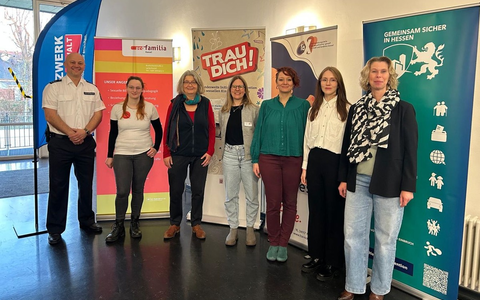 POL-KS: Behördenübergreifendes Theaterstück Trau Dich! begeisterte 450 Schülerinnen und Schüler in Kassel - Foto: presseportal.de