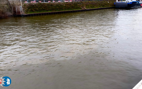 POL-DU: Duisburg: Gewässerverunreinigung - Zeugensuche - Foto: presseportal.de