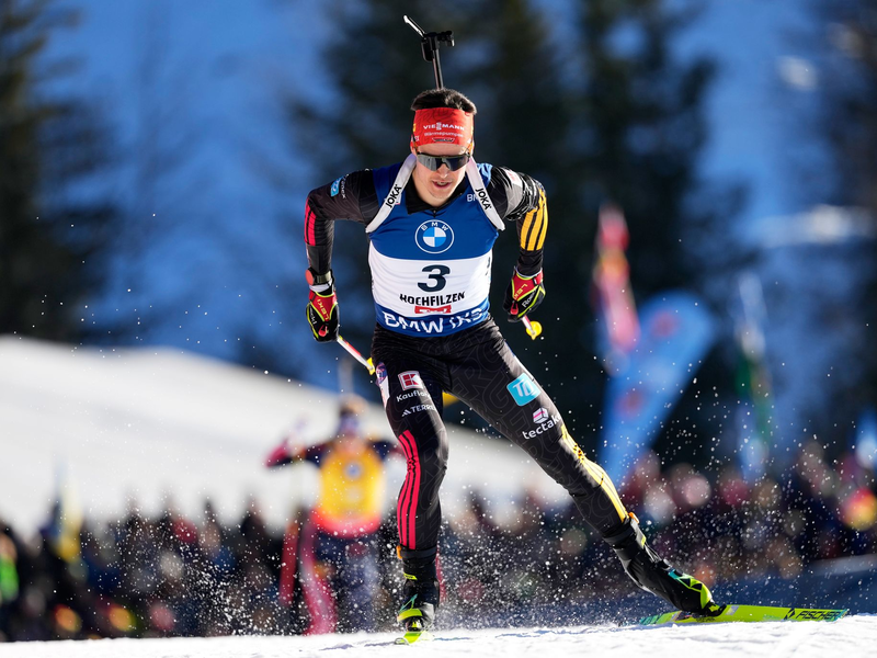 Mit der Staffel enden die Männer-Wettbewerbe in Hochfilzen. - Foto: Matthias Schrader/AP/dpa