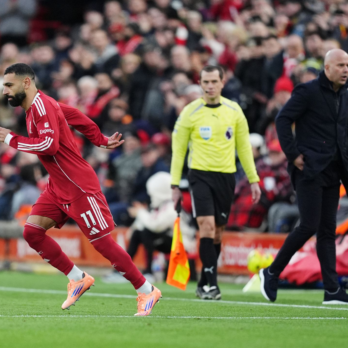 Hat wieder gut lachen: Mohamed Salah - Foto: Martin Rickett/PA Wire/dpa