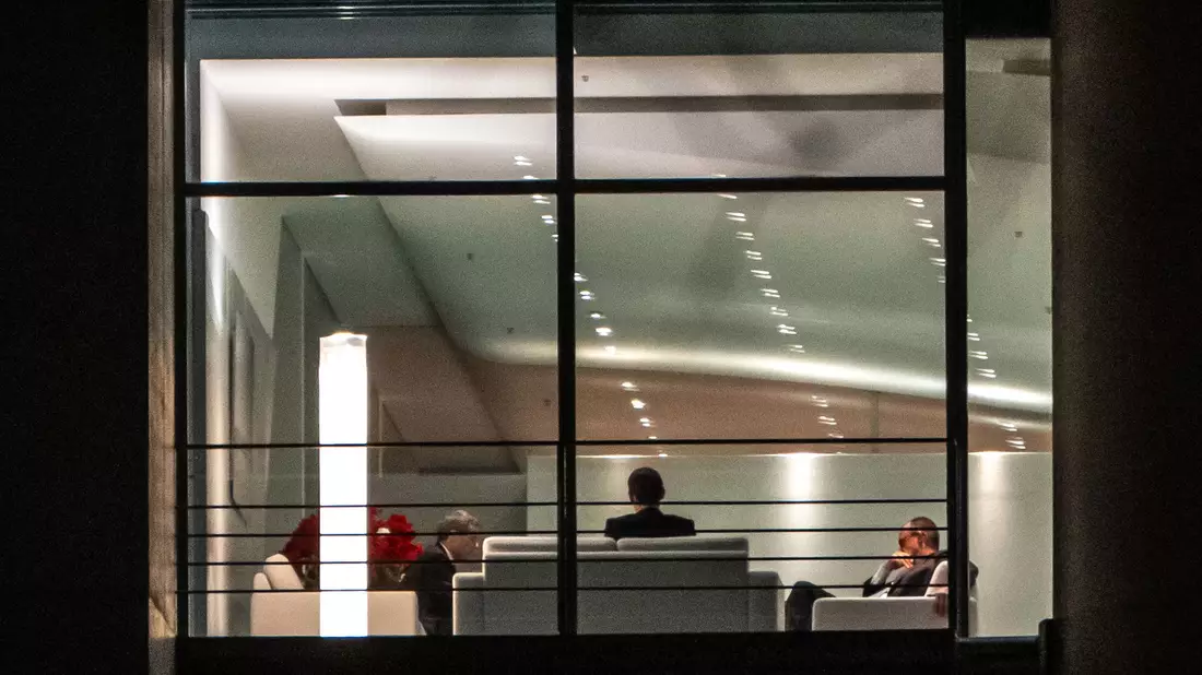 Die US-Delegation äußerte sich im Anschluss positiv über die Gespräche. - Bild: Michael Kappeler/dpa