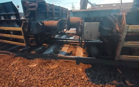 BPOL-FL: Autozug bei Rangierfahrt entgleist - Foto: presseportal.de