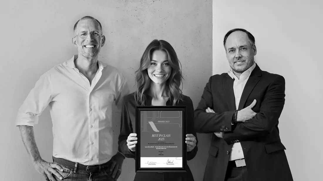 XXXLutz gewinnt mit seiner KI-Influencerin Lucy Homefield den renommierten PR Report Award - Bild: presseportal.de