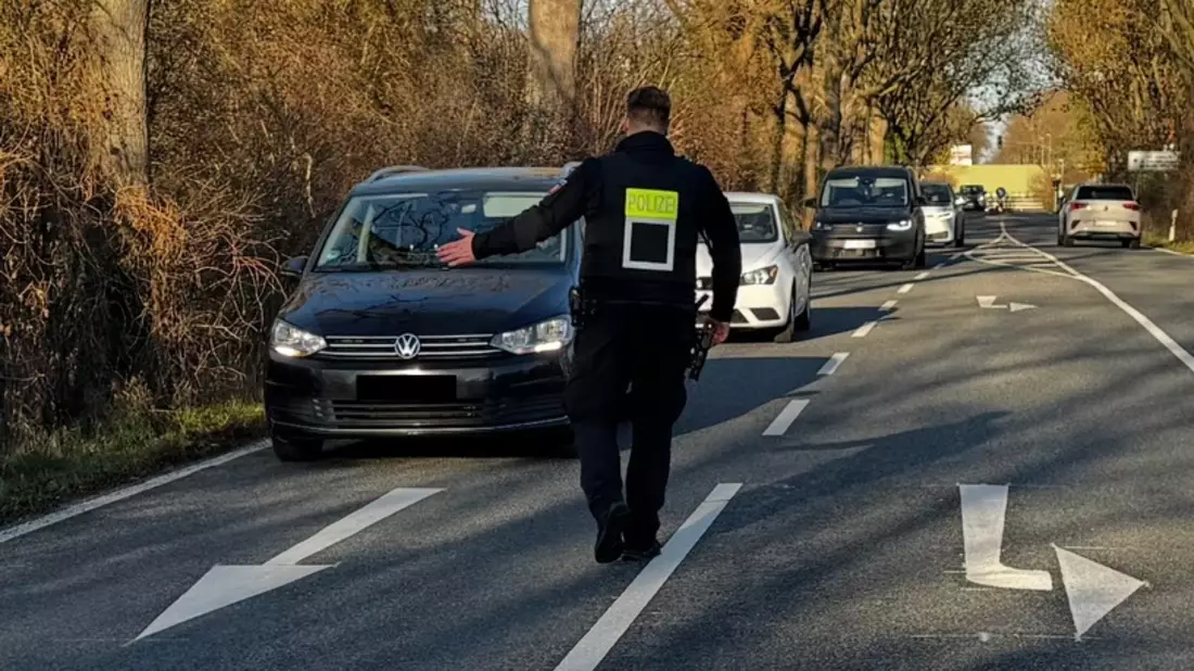 POL-GF: Verkehrskontrollen decken Verstöße auf - Bild: presseportal.de