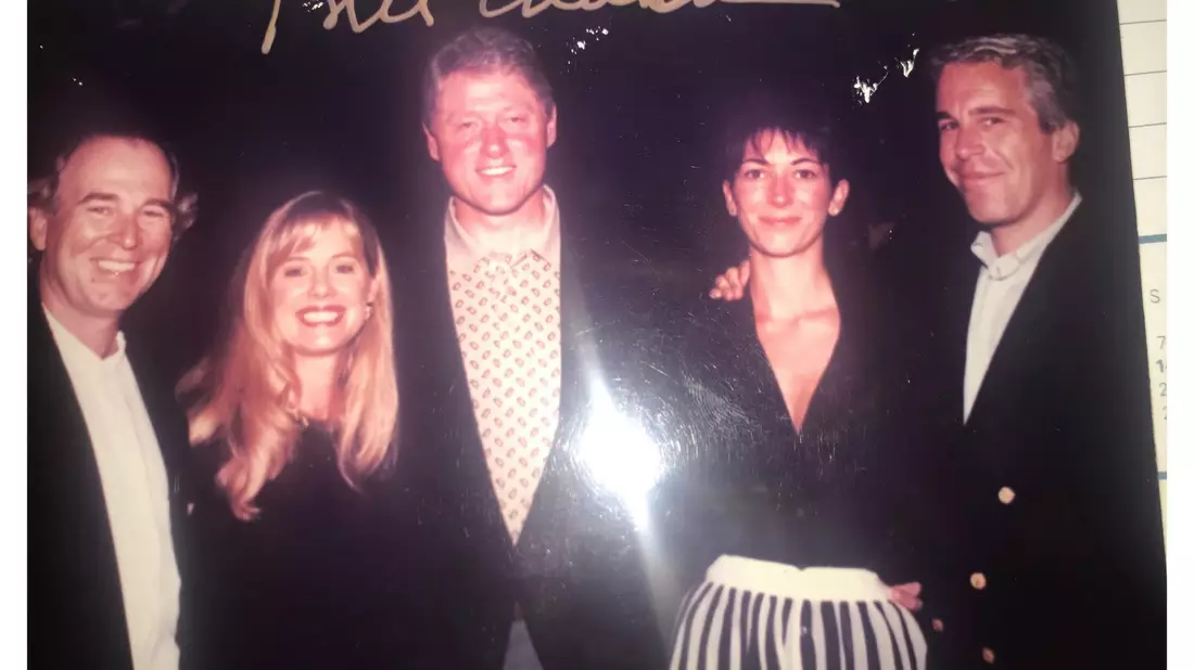 Ex-US-Präsident Bill Clinton war Wiles zufolge nie auf einer Privatinsel von Jeffrey Epstein. (Archivfoto) - Bild: Uncredited/House Oversight Committee/AP/dpa